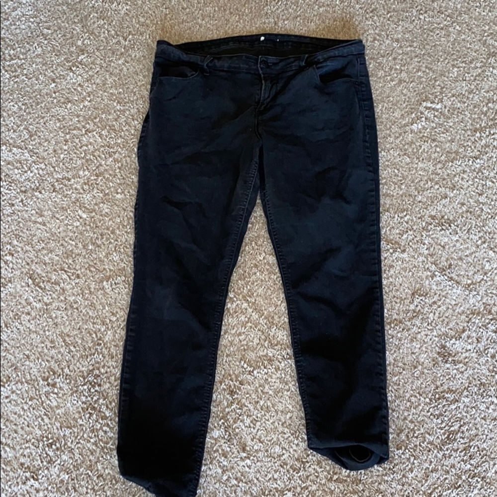 Black Skinny Jeans